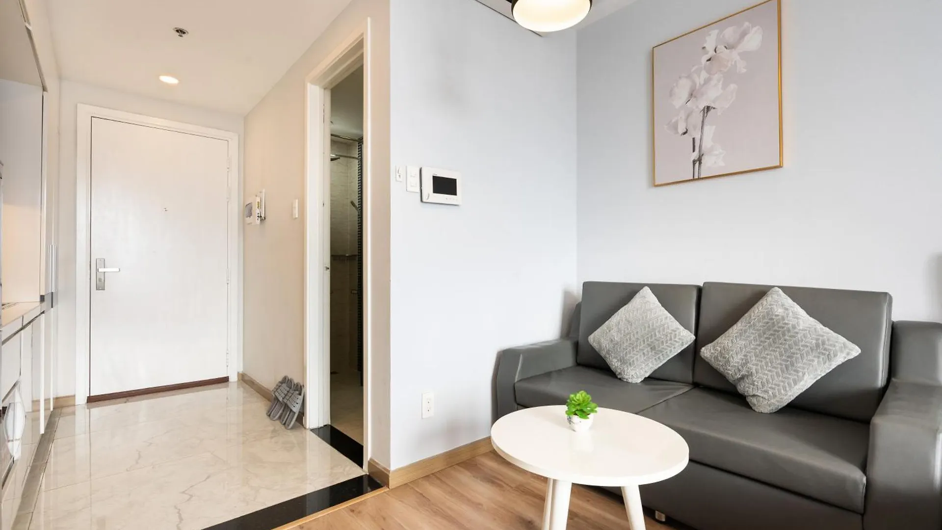 Miredu Apartment - In Cbd Ho Chi Minh City