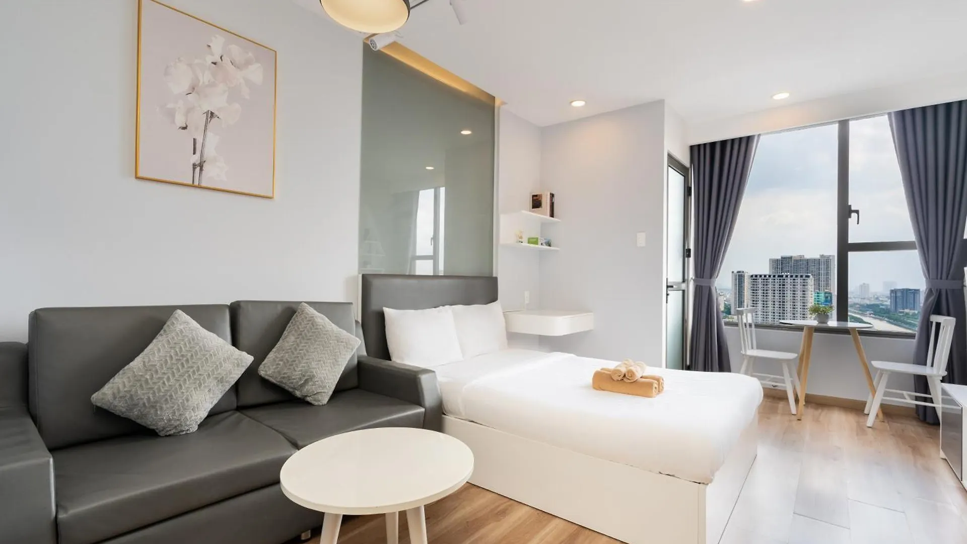 Miredu Apartment - In Cbd Ho Chi Minh City