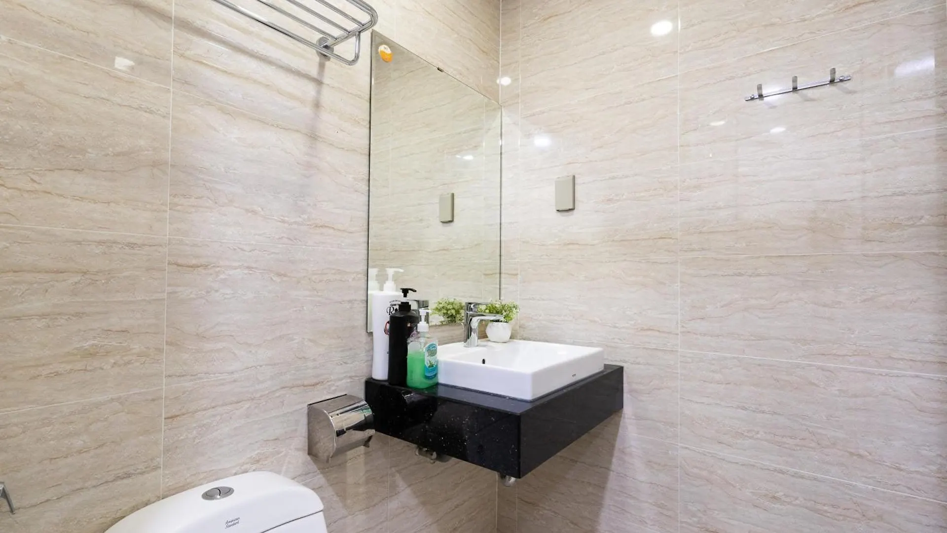 Miredu Apartment - In Cbd Ho Chi Minh City